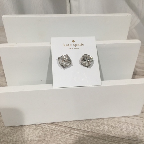 KATE SPADE  ♠️ - Picture 3 of 4